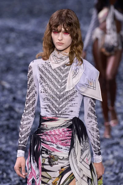 Look 81